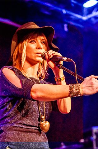 Ana Lima - Cantora Pop
